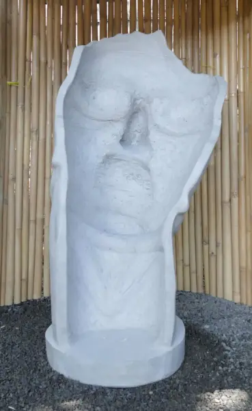 Product image 4 of the product “Mask Human 02 (inclined to the left) original by the artist - 150m height ”